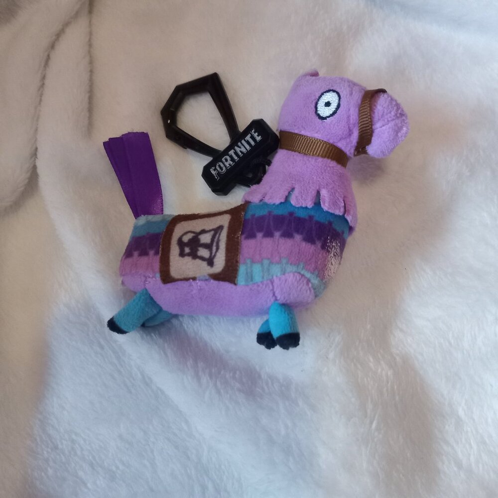 Fortnite Loot Llama Plush Keychain